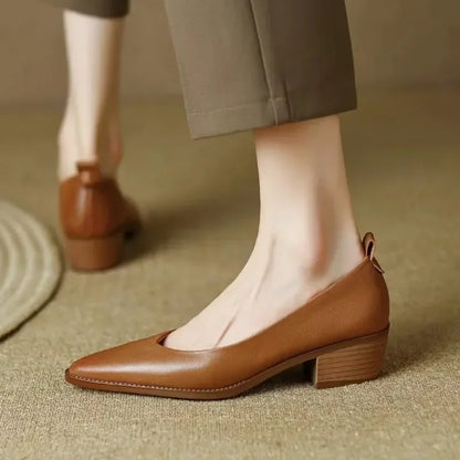 Helen | Classic Pumps