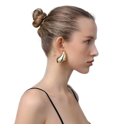 Sandra Tear-Shaped Gold Earrings