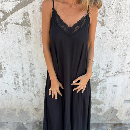 Caroline | Elegant Sleeveless Dress